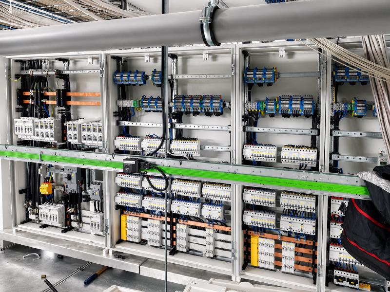 Verteileranlage im Industriebereich